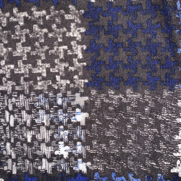 New Direction XL blue asymmetrical long sleeve top - Picture 8 of 10